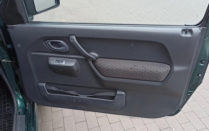Suzuki Jimny cena 29900 przebieg: 157892, rok produkcji 2006 z Mszczonów małe 667